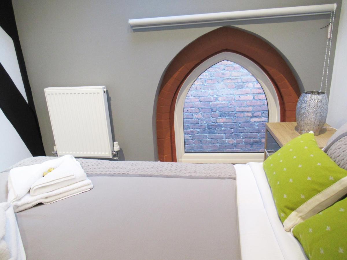 Emmanuel Church Apartments ワーリントン エクステリア 写真